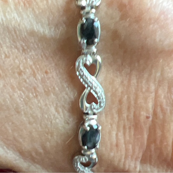 .925 Sterling Silver Sapphire gemstone Bracelet w Diamonds 7.5 Long 9.9 grams - Picture 2 of 11